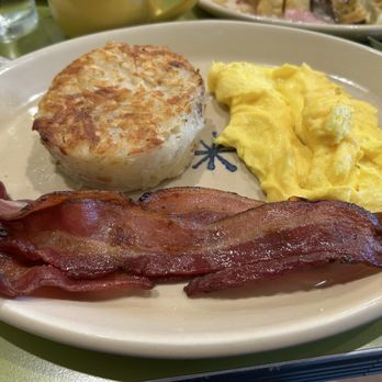 Snooze, an A.M. Eatery - Breakfast & Brunch Near Me - Nashville, Tennessee