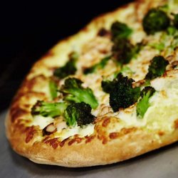 Sylvies American Pizza