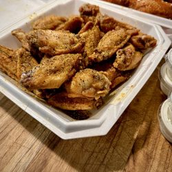 Long Wong's of Laveen - Lemon Pepper Wings 24 pieces