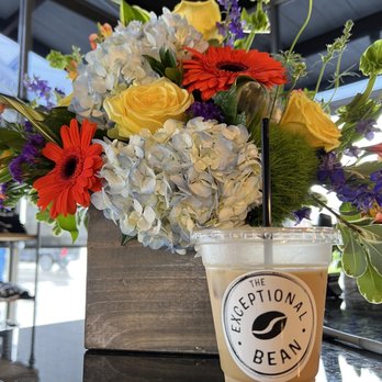 The Exceptional Bean - Vanilla iced latte - Coffee & Tea Near Me - Cookeville, Tennessee