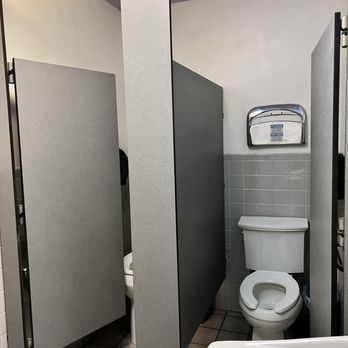 Peter's Cafe - Women's restroom - American Near Me - Millbrae, California Peter's Cafe - Women's restroom - American Near Me - Millbrae, California