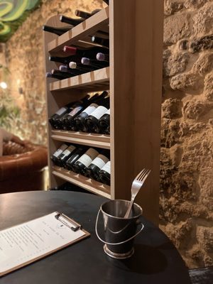 Aux Quatre Coins du Vin by null