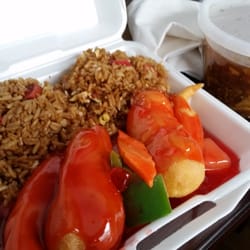 Mandarin Chef - Sweet and... syrupy chicken. rather tasteless hot and sour soup.