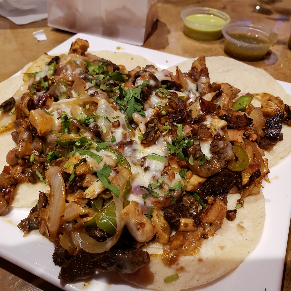 El Mexiquense Grill - Alambre Plate - MUST HAVE! - Mexican Near Me - Lehi, Utah El Mexiquense Grill - Alambre Plate - MUST HAVE! - Mexican Near Me - Lehi, Utah