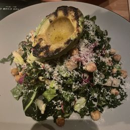 AVOCADO KALE SALAD AVOCADO KALE SALAD