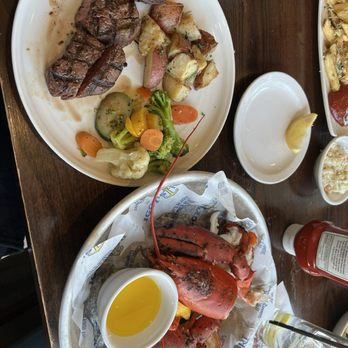 Iggy's Doughboys & Chowder House - surf and turf - Seafood Near Me - Warwick, Rhode Island Iggy's Doughboys & Chowder House - surf and turf - Seafood Near Me - Warwick, Rhode Island