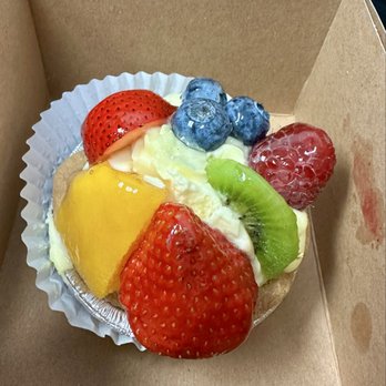Gelson's Sherman Oaks - Fruit Tart - Grocery Near Me - Sherman Oaks, California Gelson's Sherman Oaks - Fruit Tart - Grocery Near Me - Sherman Oaks, California