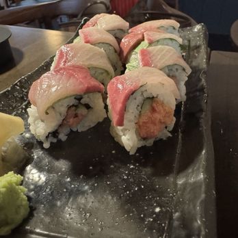 Waikiki Shokudo - Hamachi shiso roll - Izakaya Near Me - Honolulu, Hawaii