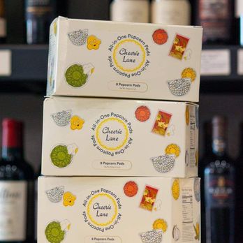 Locals Kitchen + Market - Grocery Near Me - Friendswood, Texas