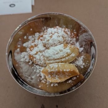 La Belle Helene - Complimentary Madeleines (3/5) - French Near Me - Charlotte, North Carolina
