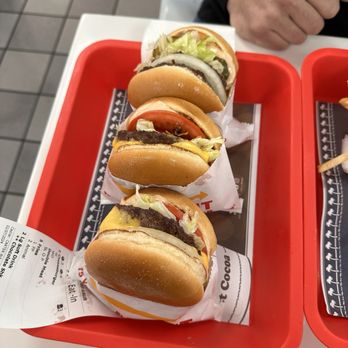 In-N-Out Burger - Burgers Near Me - Draper, Utah