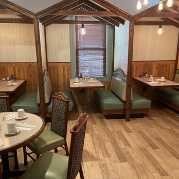 Lucy's Café - Dining room - Cafes Near Me - North Prairie, Wisconsin Lucy's Café - Dining room - Cafes Near Me - North Prairie, Wisconsin