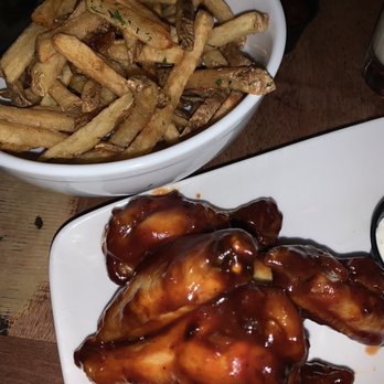 Sweet Science - These wings were terrible , soggy and gross . Truffle fries barley tasted like truffle - Bars Near Me - Brooklyn, New York Sweet Science - These wings were terrible , soggy and gross . Truffle fries barley tasted like truffle - Bars Near Me - Brooklyn, New York