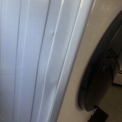 Lowe's Home Improvement - Damaged product that was delivered to me