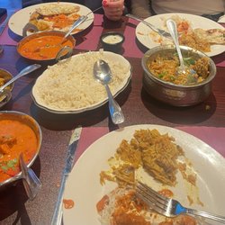 Clove Fine Indian Cuisine - Chicken Biryani, Chicken Samosa, Vegetable Samosa, Chicken Tikka Masala, Garlic Naan, Aloo Gobhi