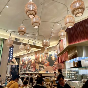 Mian - Interior decor - Noodles Near Me - Costa Mesa, California