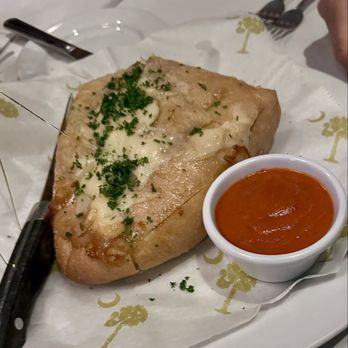 Frankie Bones Hilton Head - Cheesy garlic bread - Italian Near Me - Hilton Head Island, South Carolina Frankie Bones Hilton Head - Cheesy garlic bread - Italian Near Me - Hilton Head Island, South Carolina