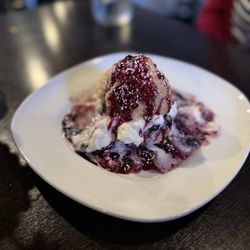 Bee’s Knees Southern Kitchen - Yum!