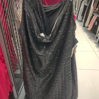 Jeans Warehouse - Stunning dress - Women's Clothing Near Me - Aiea, Hawaii Jeans Warehouse - Stunning dress - Women's Clothing Near Me - Aiea, Hawaii