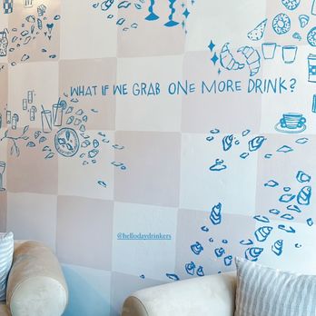 Daydrinkers - seating area - Coffee & Tea Near Me - Greenville, South Carolina