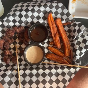 FLIXX LOUNGE OMAHA - Updated February 2026 - 17 Photos & 30 Reviews