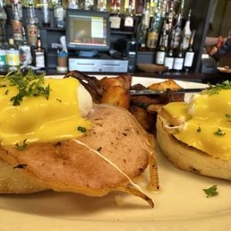 Eggs Benedict