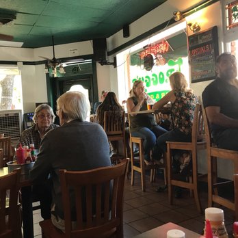 Froggy's - Dining area - Bars Near Me - Davis, California