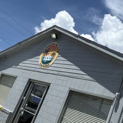 Melissa's Laundry - Carolina Beach laundry!