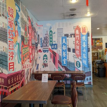 Snackshot - Interior - Desserts Near Me - Vancouver, British Columbia Snackshot - Interior - Desserts Near Me - Vancouver, British Columbia