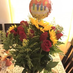 Anaheim Florist - Beautiful red roses& sunflower bouquet.