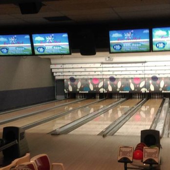 Cal Bowl - View of the lanes in the near corner of the alley - Bowling Near Me - Lakewood, California Cal Bowl - View of the lanes in the near corner of the alley - Bowling Near Me - Lakewood, California
