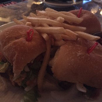 Le Mont - "Sliders" full of bones - American Near Me - Pittsburgh, Pennsylvania