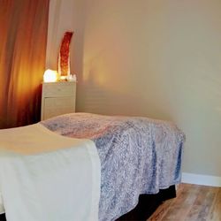 Inis Spa - Treatment room at our new location 208 N New River Dr Suite A