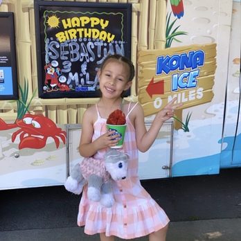 Kona Ice - My daughters little friend enjoy Kona Ice - Food Trucks Near Me Kona Ice - My daughters little friend enjoy Kona Ice - Food Trucks Near Me