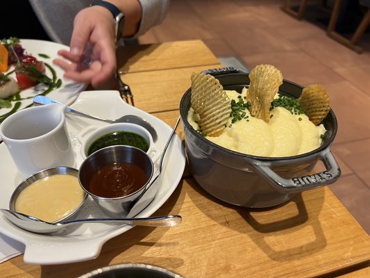 Ox and Anchor by null