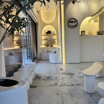 HOJI Tea Community - Interior - Bubble Tea Near Me - Pasadena, California HOJI Tea Community - Interior - Bubble Tea Near Me - Pasadena, California