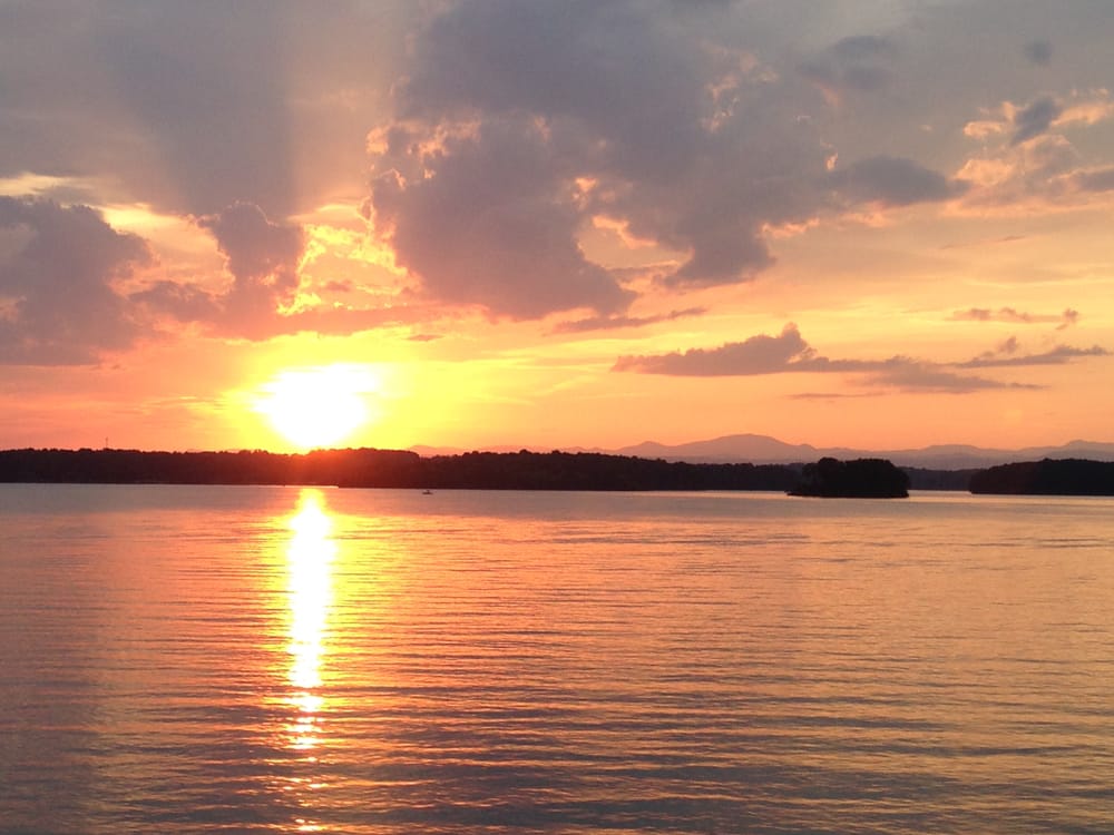 Mountain Lakes Pet Sitting Image