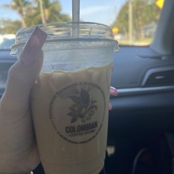 Colombian Coffee House - CAFE CON LECHE - Colombian Near Me - Delray Beach, Florida