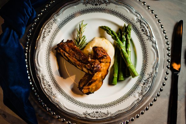 Catering Unlimited by null