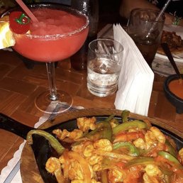 Shrimp fajitas  Strawberry margarita