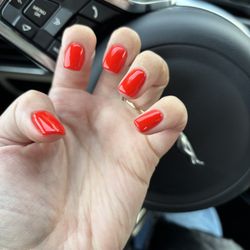 Lux Nails & Spa