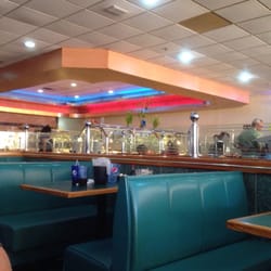 Family Buffet - Sunday afternoon... Never crowded ... I love it