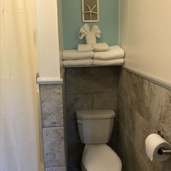 Seacrest Inn - Seacrest Inn all newly renovated for 2017 season! - Hotels Near Me - Block Island, Rhode Island Seacrest Inn - Seacrest Inn all newly renovated for 2017 season! - Hotels Near Me - Block Island, Rhode Island