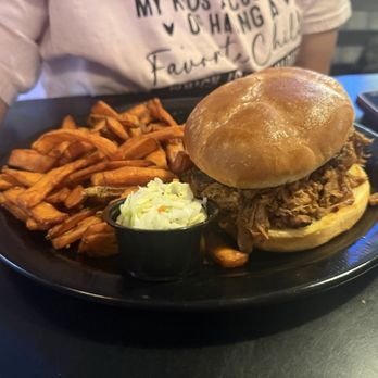The Blu Pig - Pulled pork sandwich - Barbeque Near Me - Moab, Utah The Blu Pig - Pulled pork sandwich - Barbeque Near Me - Moab, Utah