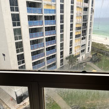 Shoreline Towers - View of construction and path to the beach - Apartments Near Me - Destin, Florida Shoreline Towers - View of construction and path to the beach - Apartments Near Me - Destin, Florida