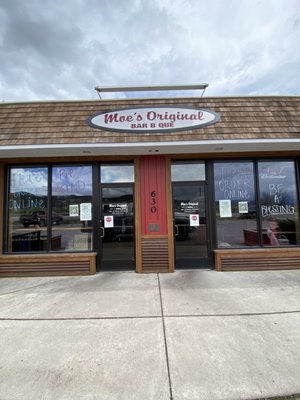 Moe's Original BBQ by null