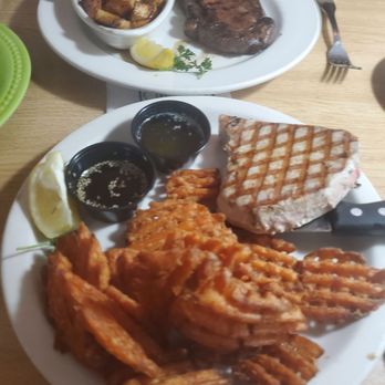 Hillside Fish House - Ribeye and home fries. Tuna with sesame soy sauce and sweet potato waffle fries. - Wine Bars Near Me - Marshland, Wisconsin Hillside Fish House - Ribeye and home fries. Tuna with sesame soy sauce and sweet potato waffle fries. - Wine Bars Near Me - Marshland, Wisconsin