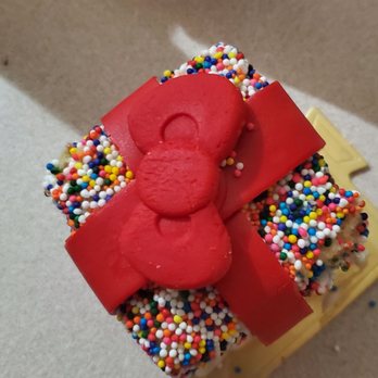 Hello Kitty Cafe - Birthday cake - Themed Cafes Near Me - Las Vegas, Nevada