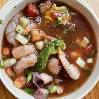 Mariscos El Sinaloa - Seafood Near Me - Morelia, MIC