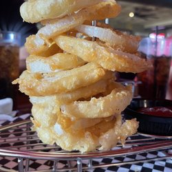 Frank's Pub & Grill - Onion rings are great!